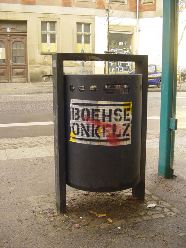 BOEHSE_ONKELZ___STENCIL_by_Onkelz.jpg